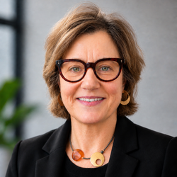 Leslie J. Pelton, MPA