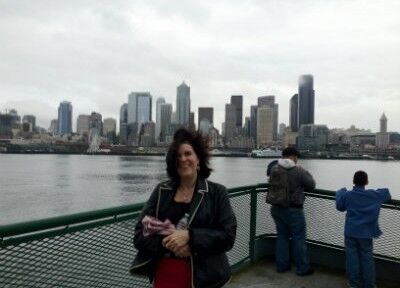 02Ferry Seattle Rita400-400x288
